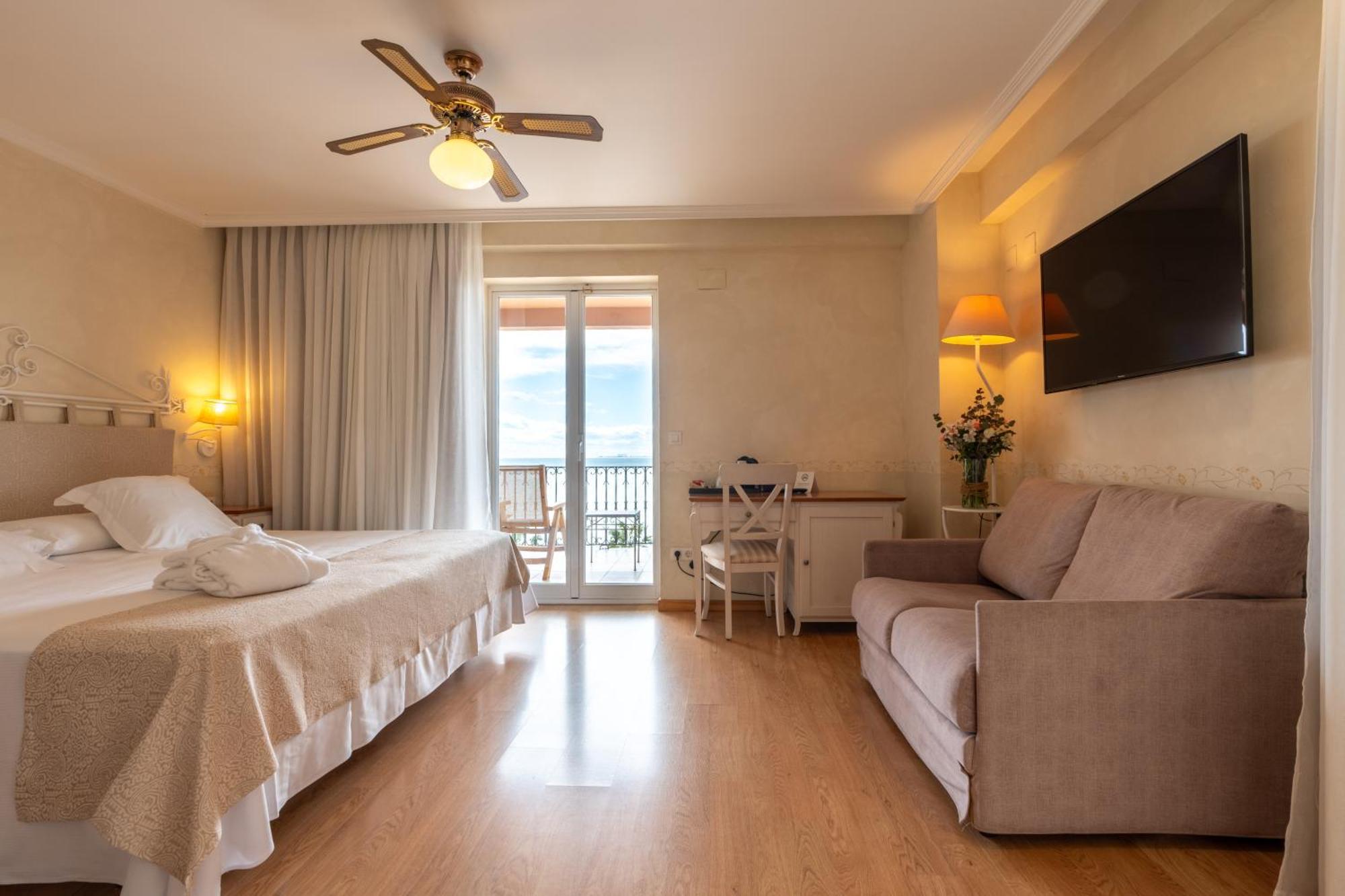 Benicàssim Palasiet Wellness Clinic&Thalasso 4 Sup מראה חיצוני תמונה